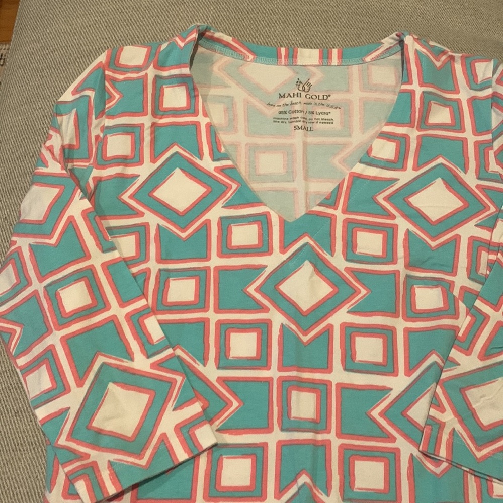 Mahi Gold 3/4 Length Dress — SIZE SMALL! - Picture 2 of 3